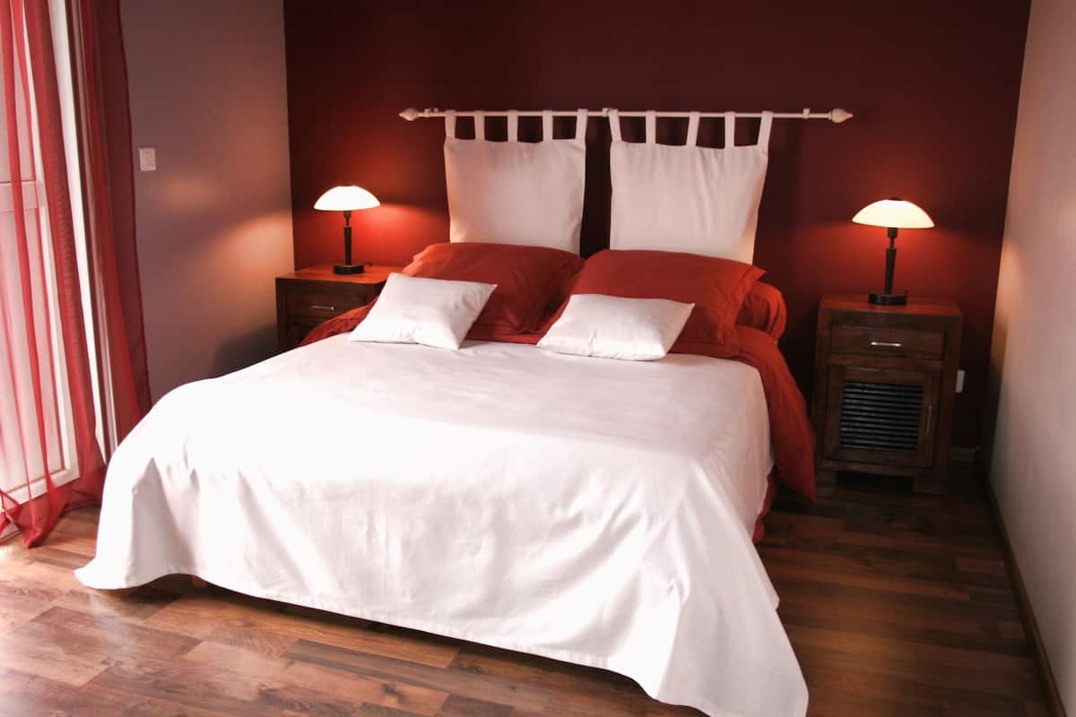 Ropa de cama de alta calidad y sistema de insonorización 