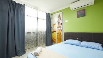 Desk, iron/ironing board, free WiFi, bed sheets