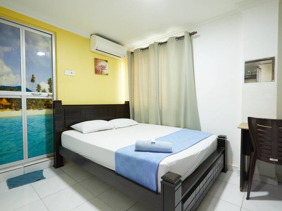 Desk, iron/ironing board, free WiFi, bed sheets