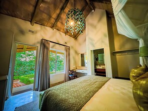 Deluxe Room, 1 Double Bed | In-room safe, free WiFi, bed sheets - Shearwater Explorers Village (Victoria Falls)