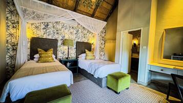 Deluxe Room, 2 Single Beds | 1 bedroom, in-room safe, free WiFi, bed sheets