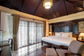 Premium bedding, memory foam beds, minibar, in-room safe - Anja Beach Resort & Spa (Phu Quoc)