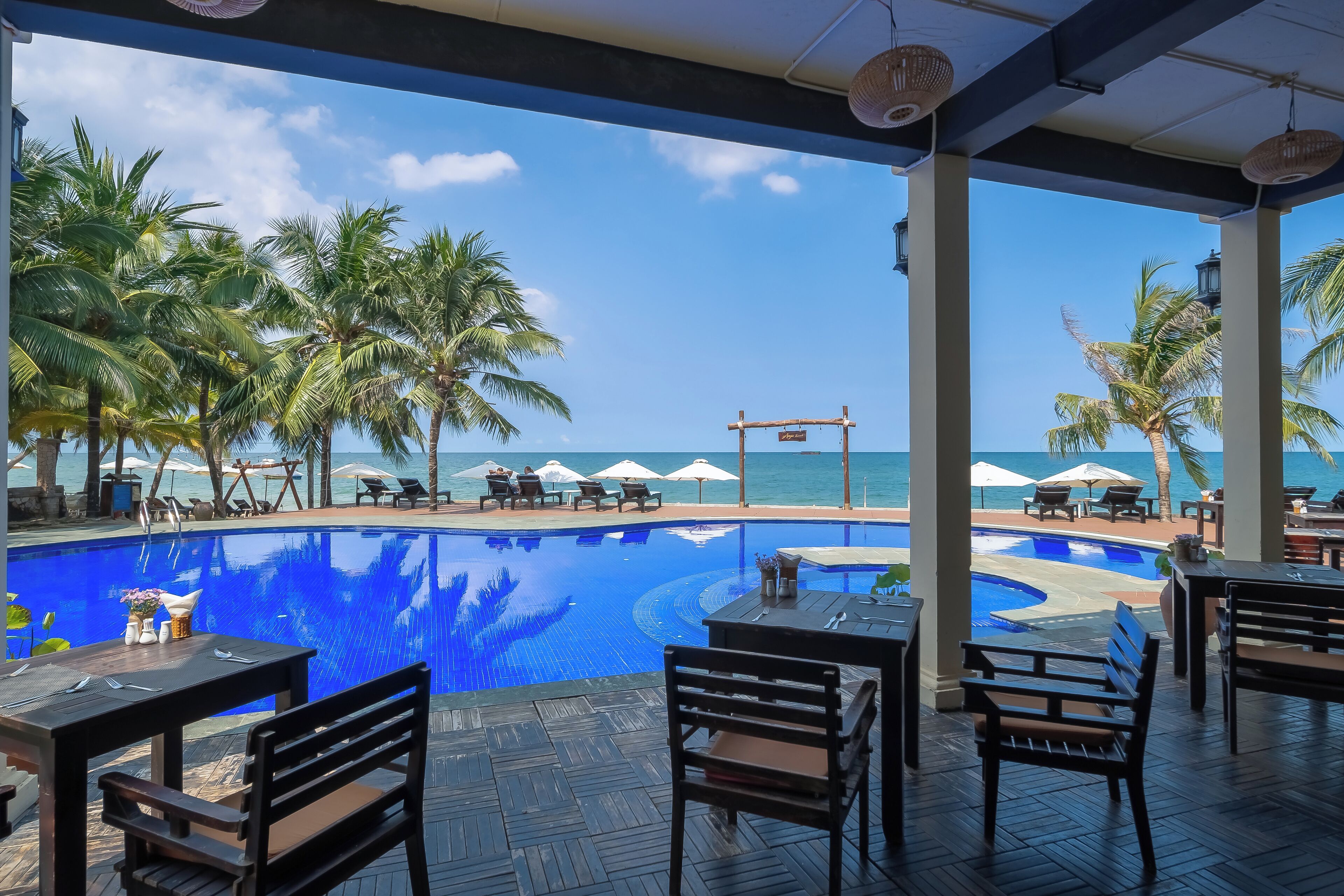 outdoor pool, pool umbrellas, pool loungers