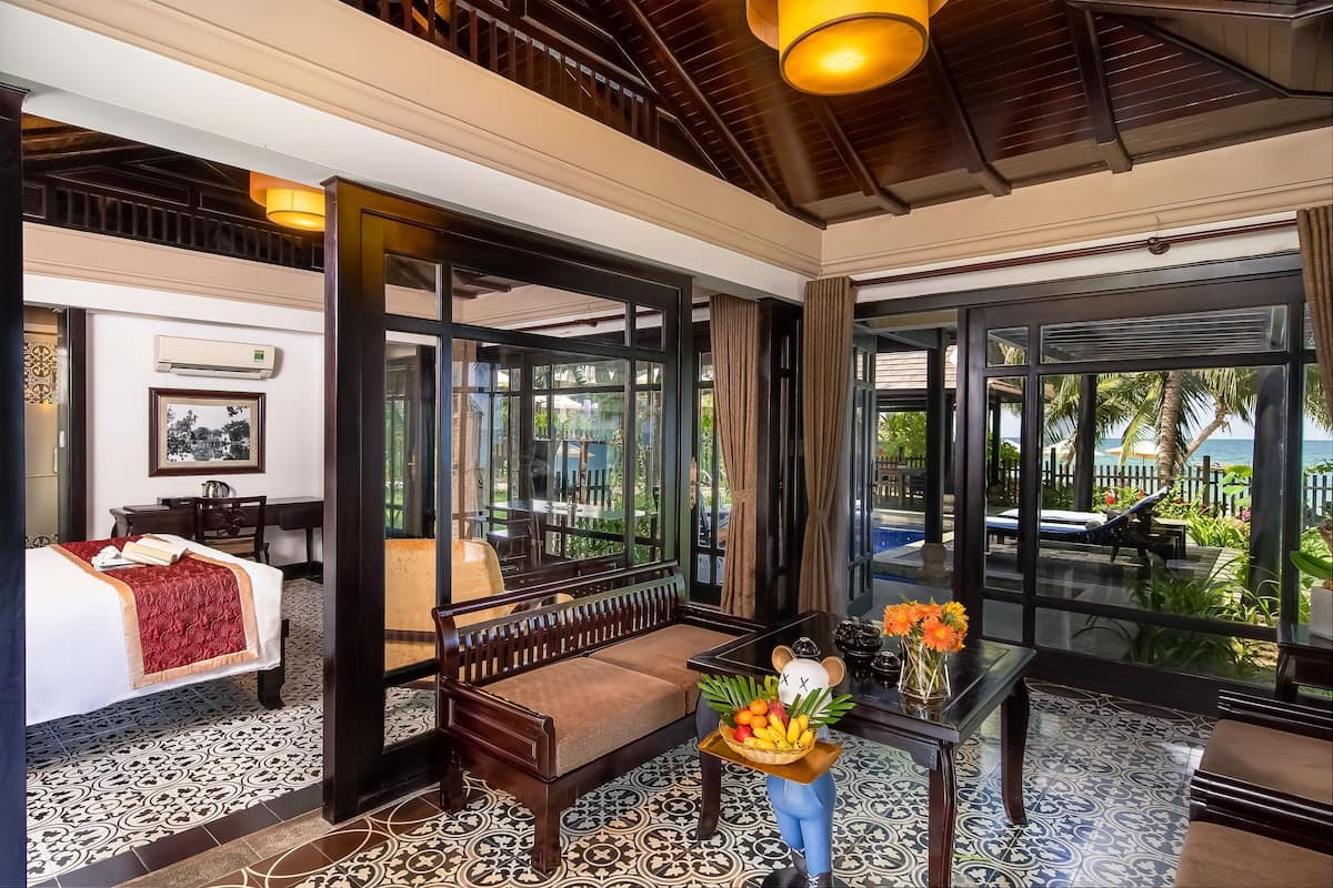 signature villa | living area | lcd tv