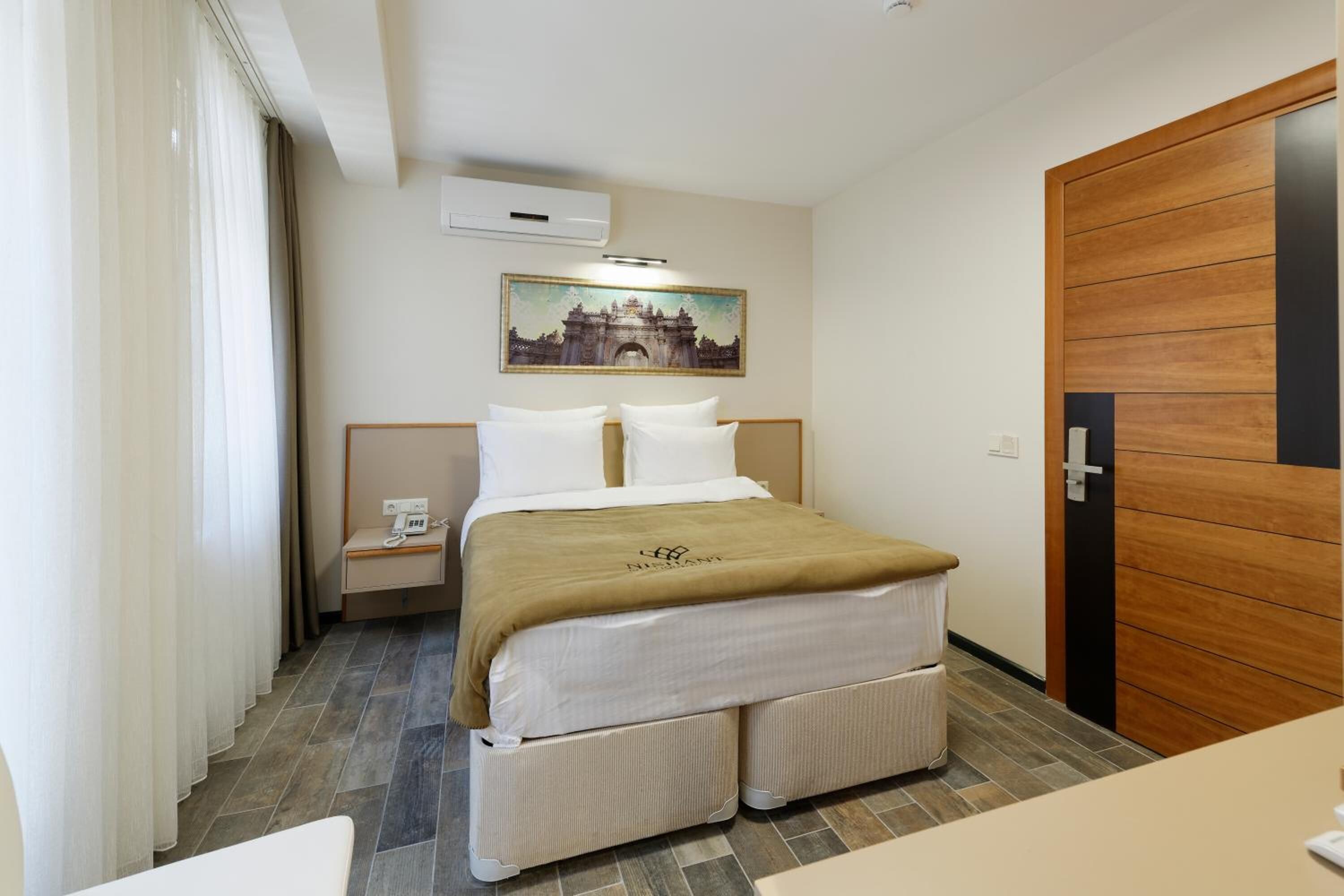 minibar, in-room safe, desk, soundproofing