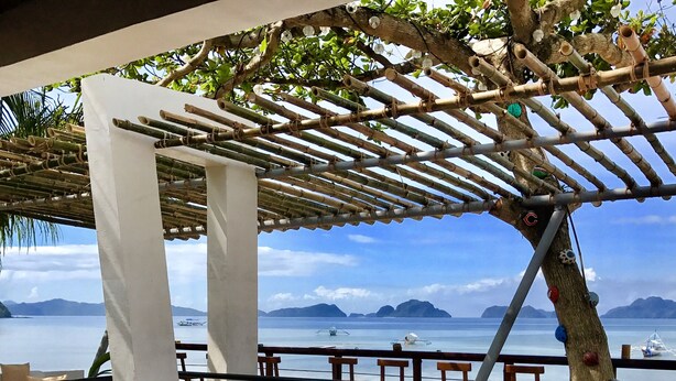 Hiên