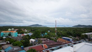 View from property - Lulu Hotel (Ratsada)