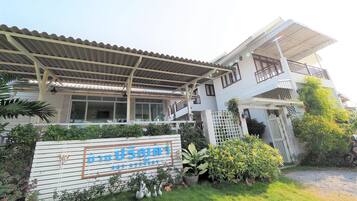 Façade de l’hébergement