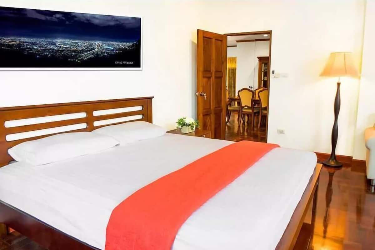 Minibar, escritorio y wifi gratis 