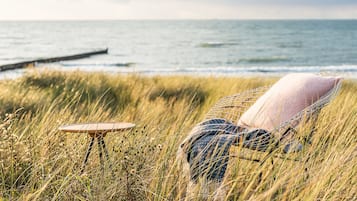 Camera doppia (Petterson) | Spiaggia | Sulla spiaggia