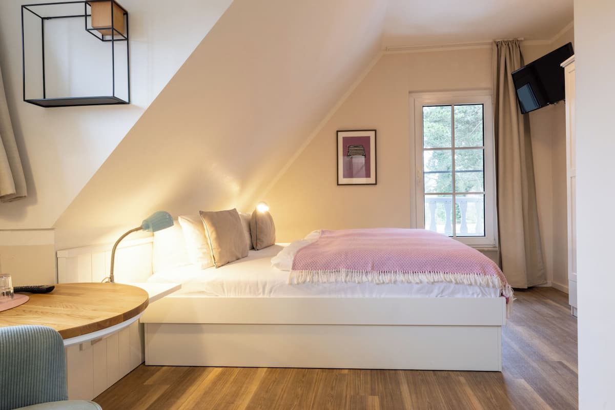 Double Room (Kruse)