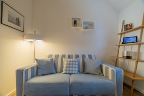 Caja de seguridad en la habitación, wifi gratis y ropa de cama