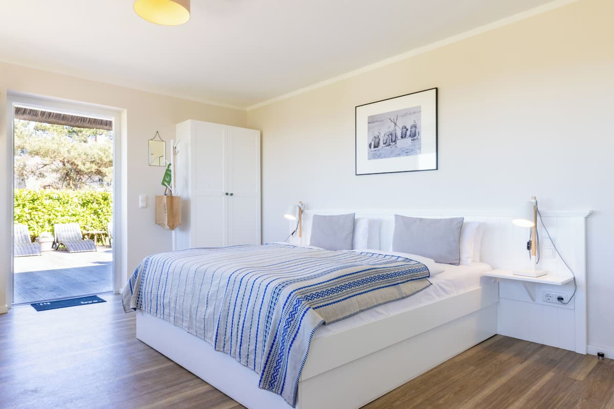 Double Room (Petterson)