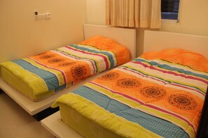 Căn hộ Deluxe, 3 phòng ngủ, không hút thuốc, quang cảnh biển | 3 phòng ngủ, két bảo mật tại phòng, bàn