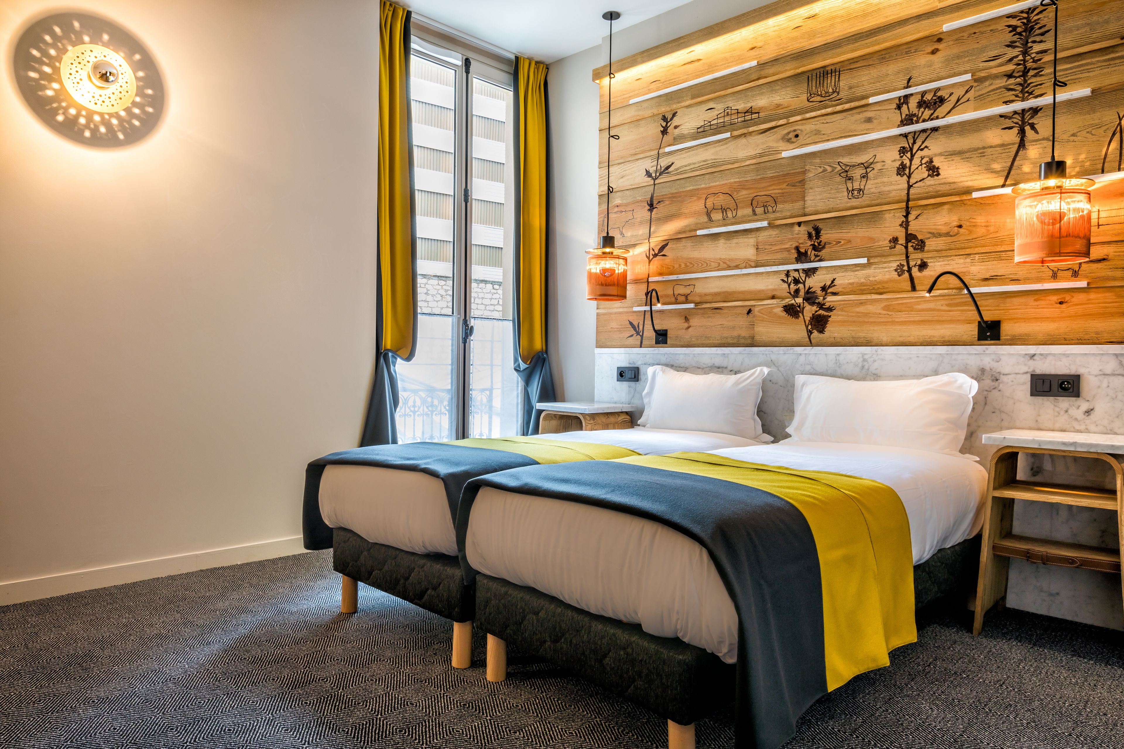 superior twin room | in-room safe, desk, soundproofing, free wifi