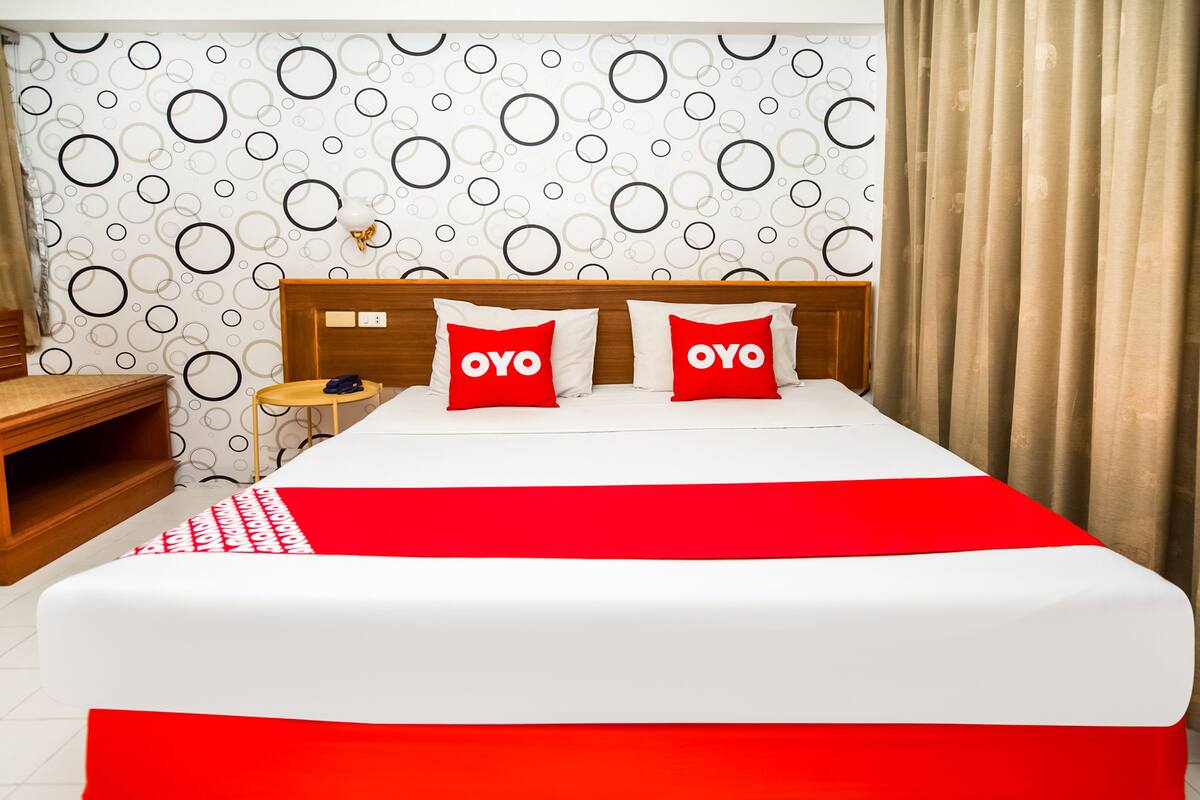 Standard-Doppelzimmer | Schreibtisch, Verdunkelungsvorhänge, kostenloses WLAN, Bettwäsche