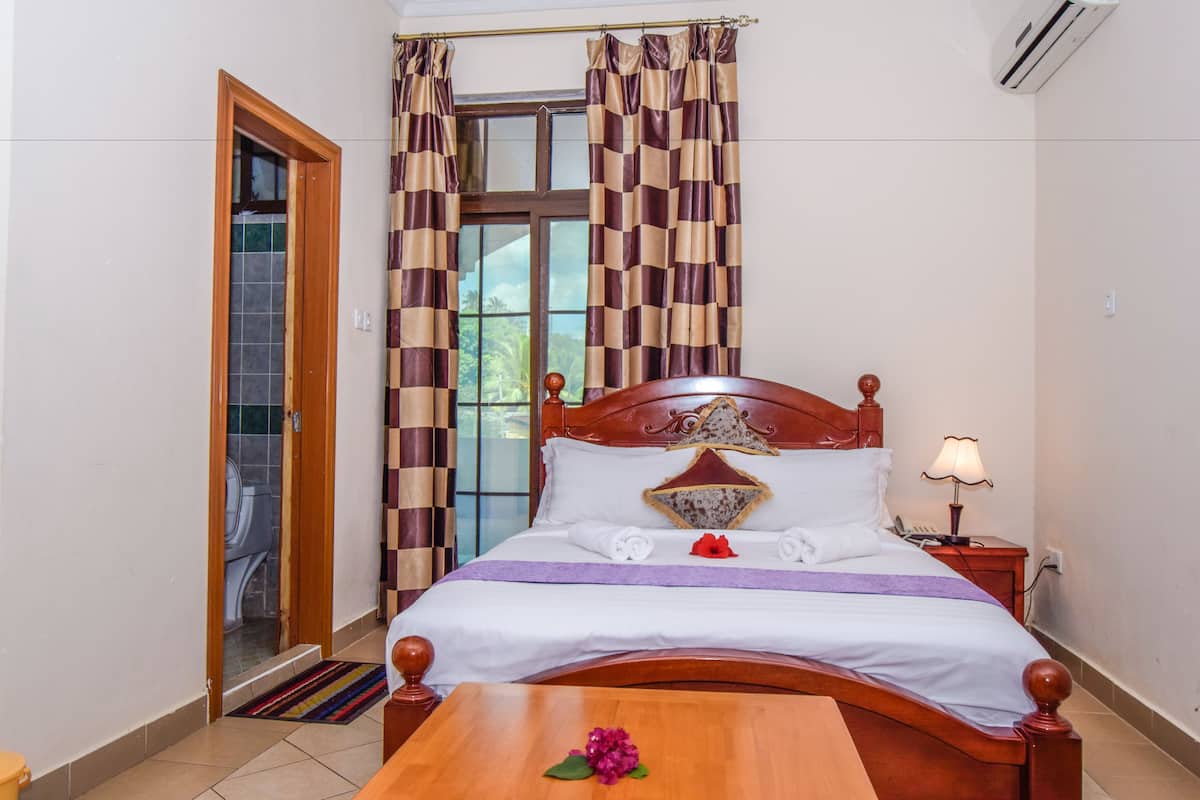 Studio | Minibar, in-room safe, free WiFi