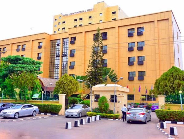 Front of property - Reiz Continental Hotel Abuja (Abuja)