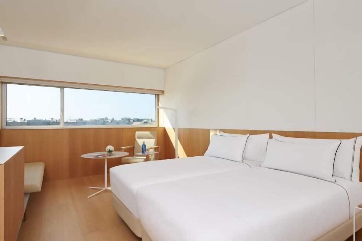 1 bedroom, minibar, in-room safe, desk