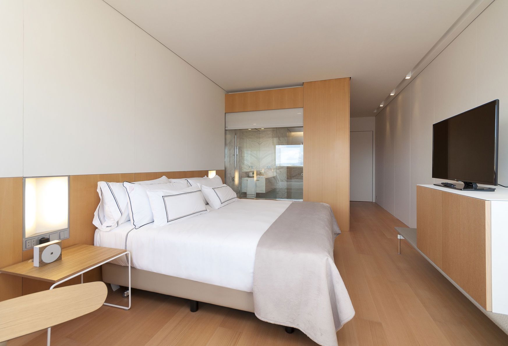 Minibar, in-room safe, desk, soundproofing