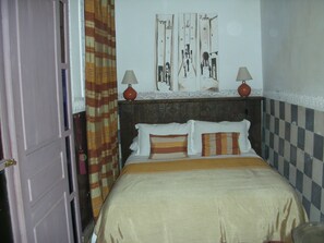 Desk, free cots/infant beds, rollaway beds, free WiFi