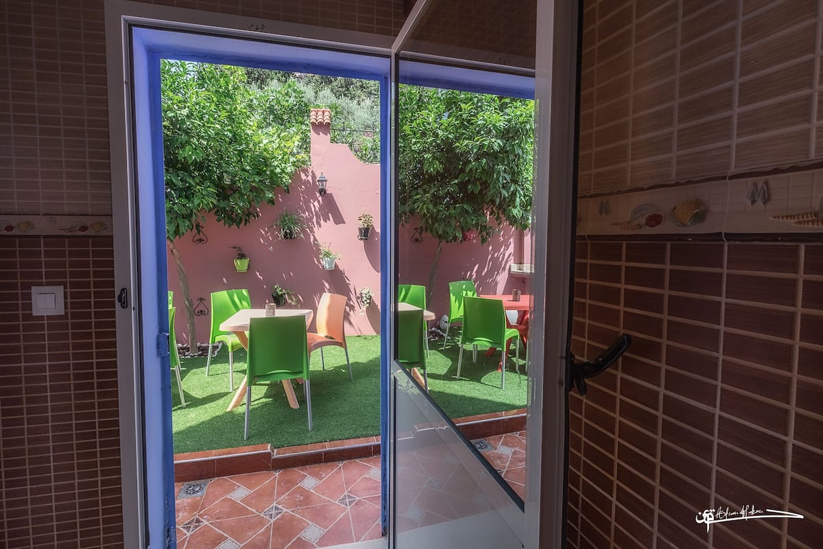 Appartement Confort, 2 chambres | Vue sur le jardin