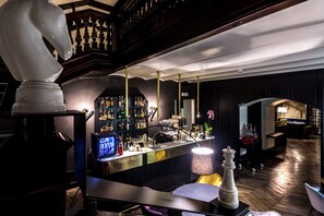 Bar (in der Unterkunft)