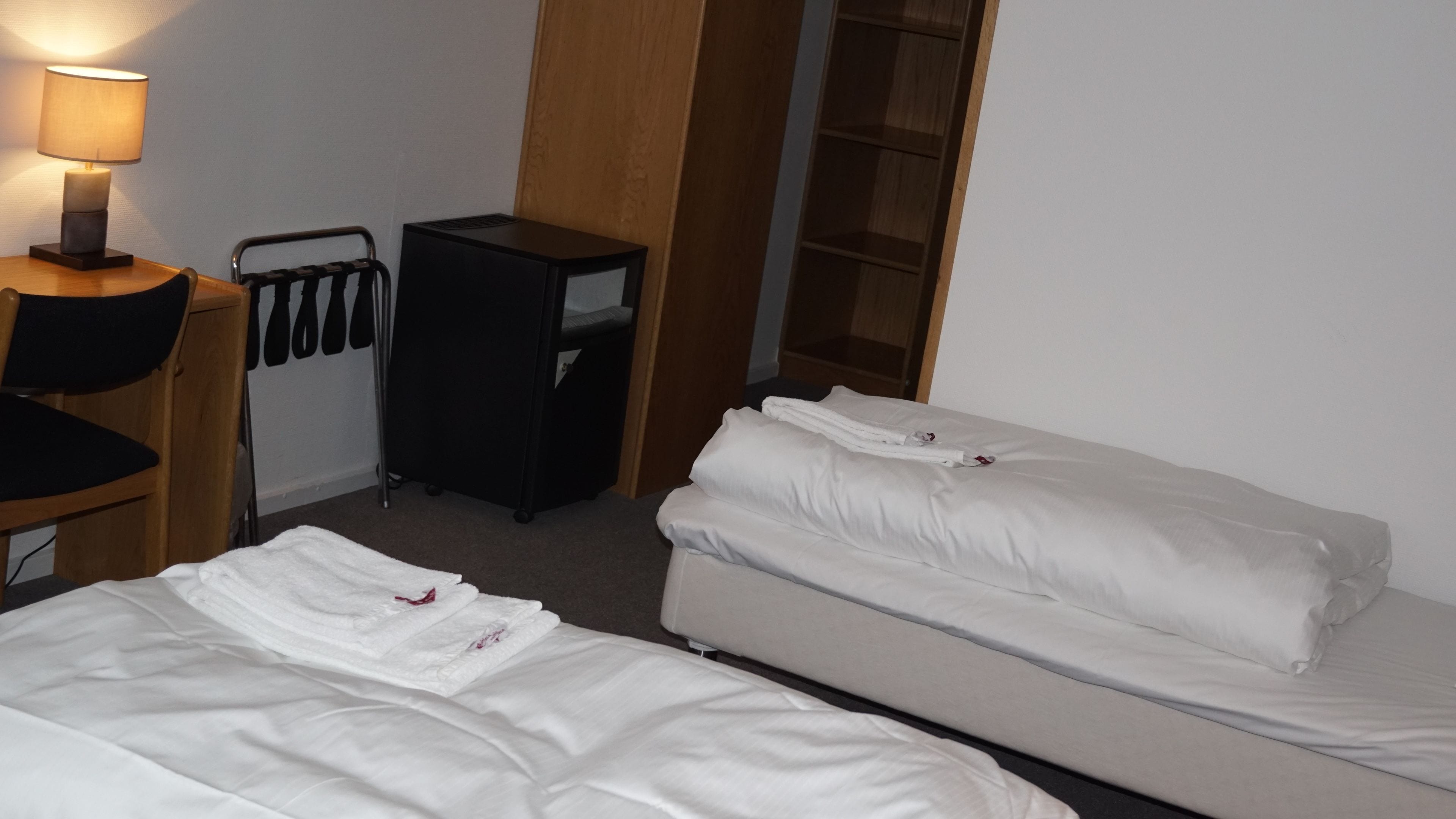 triple room | 1 bedroom, desk, laptop workspace, iron/ironing board