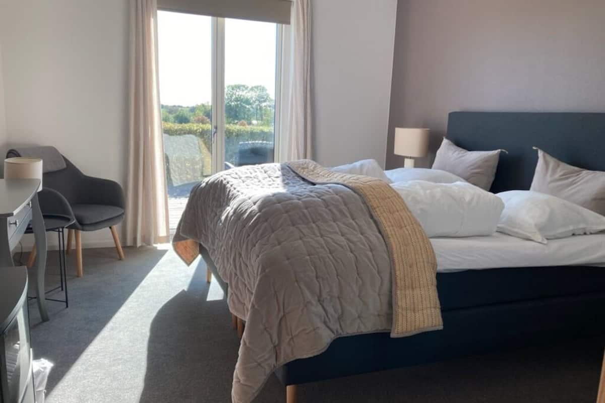 panoramic room | 1 bedroom, desk, laptop workspace, iron/ironing board