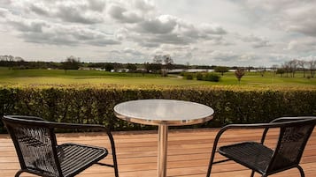 Panoramic Room | Terrace/patio