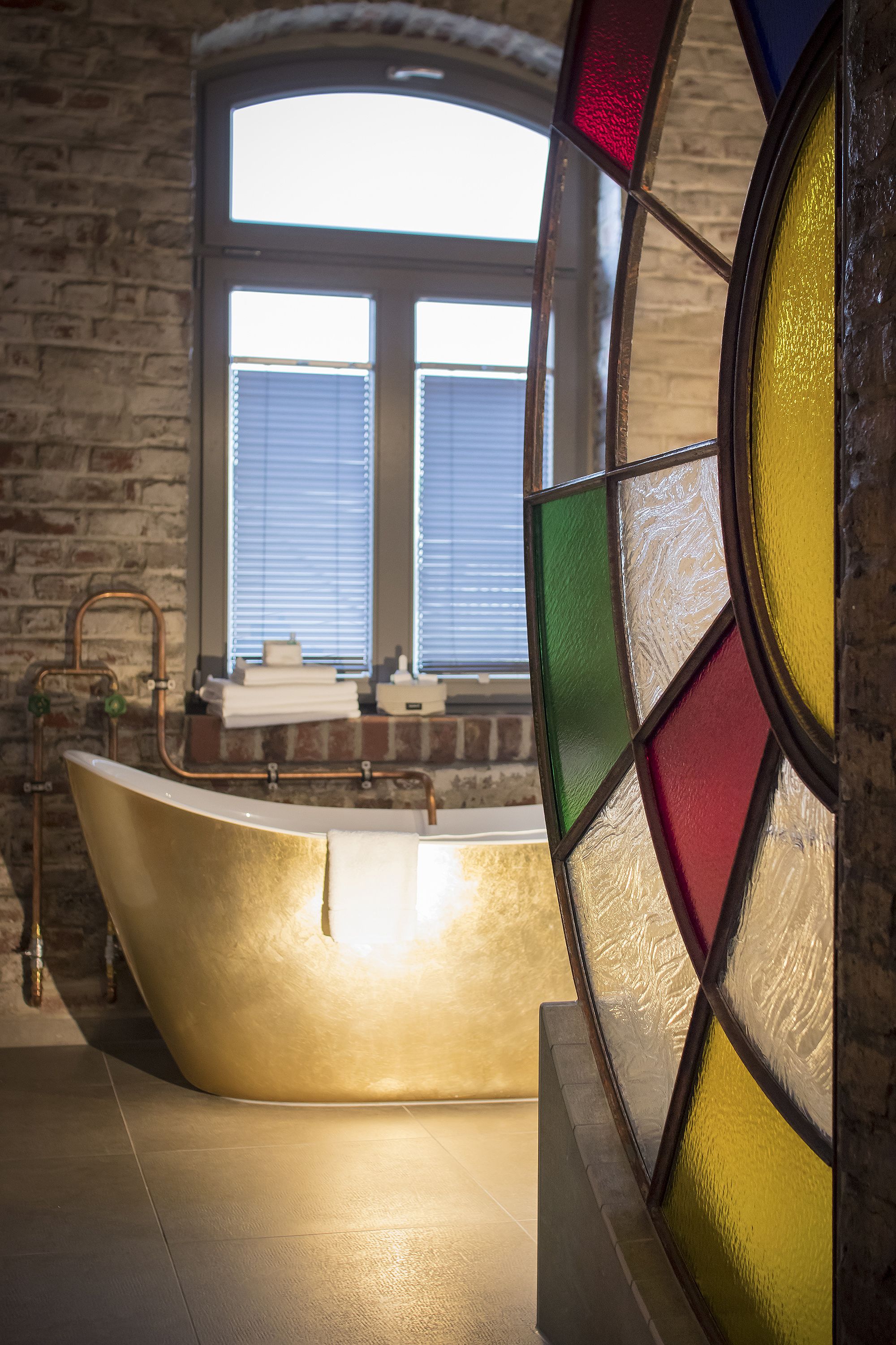 exclusive suite, 1 king bed, non smoking | bathroom | free toiletries, hair dryer, slippers, towels