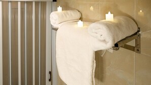 Bathroom - New Cairo Heart Hotel (Cairo)