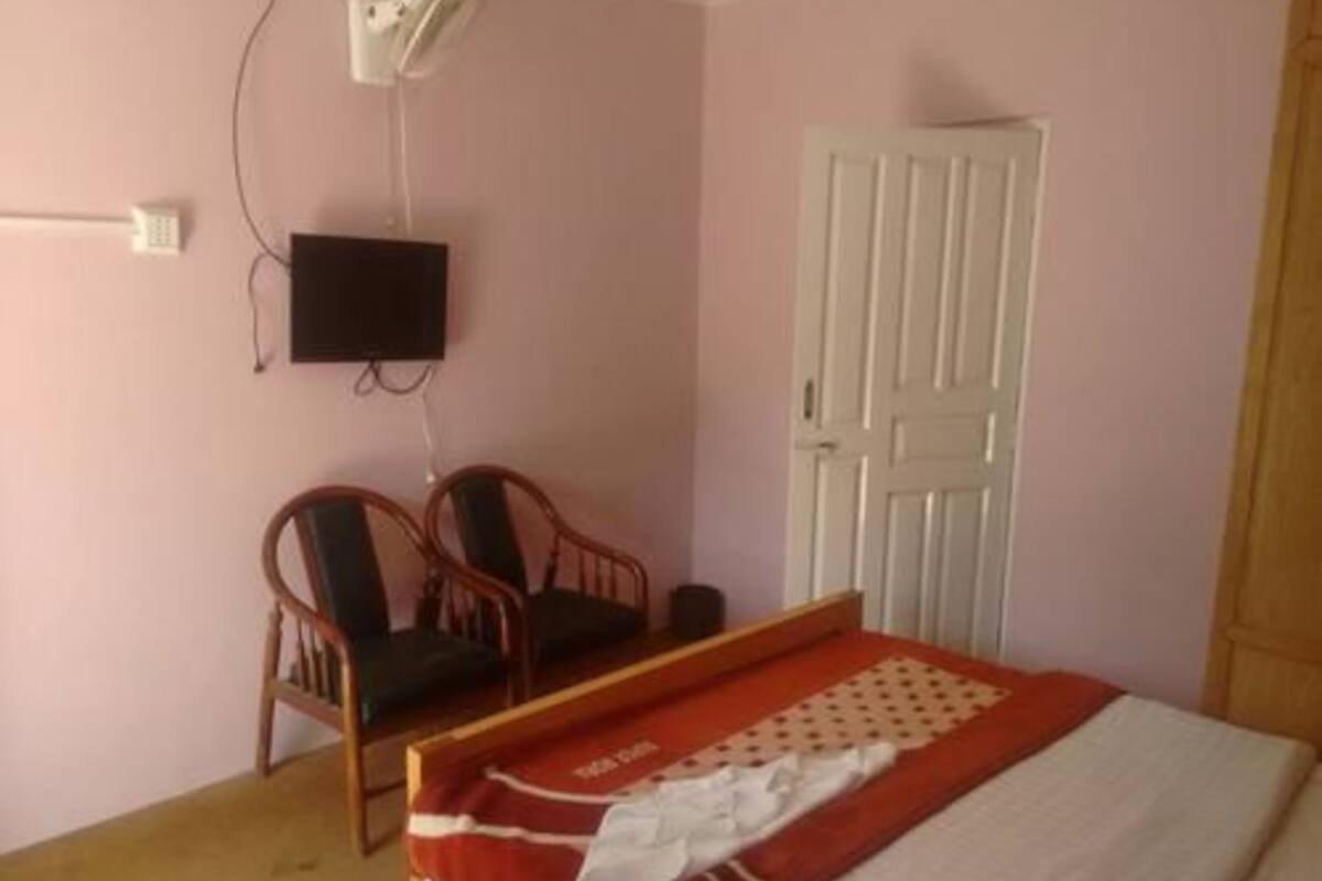 Habitación Deluxe con 2 camas individuales | Tabla de planchar con plancha y wifi