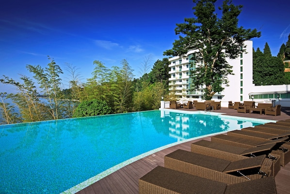 Indoor pool, outdoor pool, pool loungers