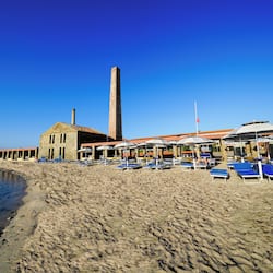 Private beach, sun loungers, beach umbrellas, beach towels