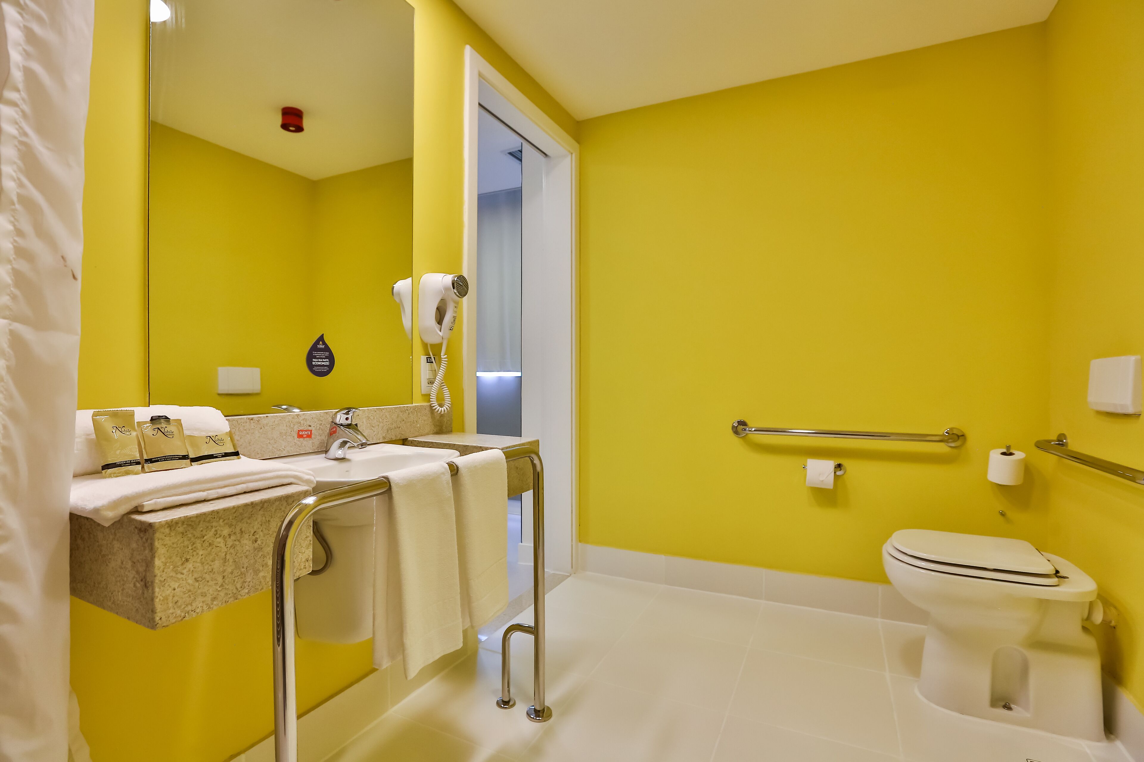 shower, rainfall showerhead, free toiletries, hair dryer