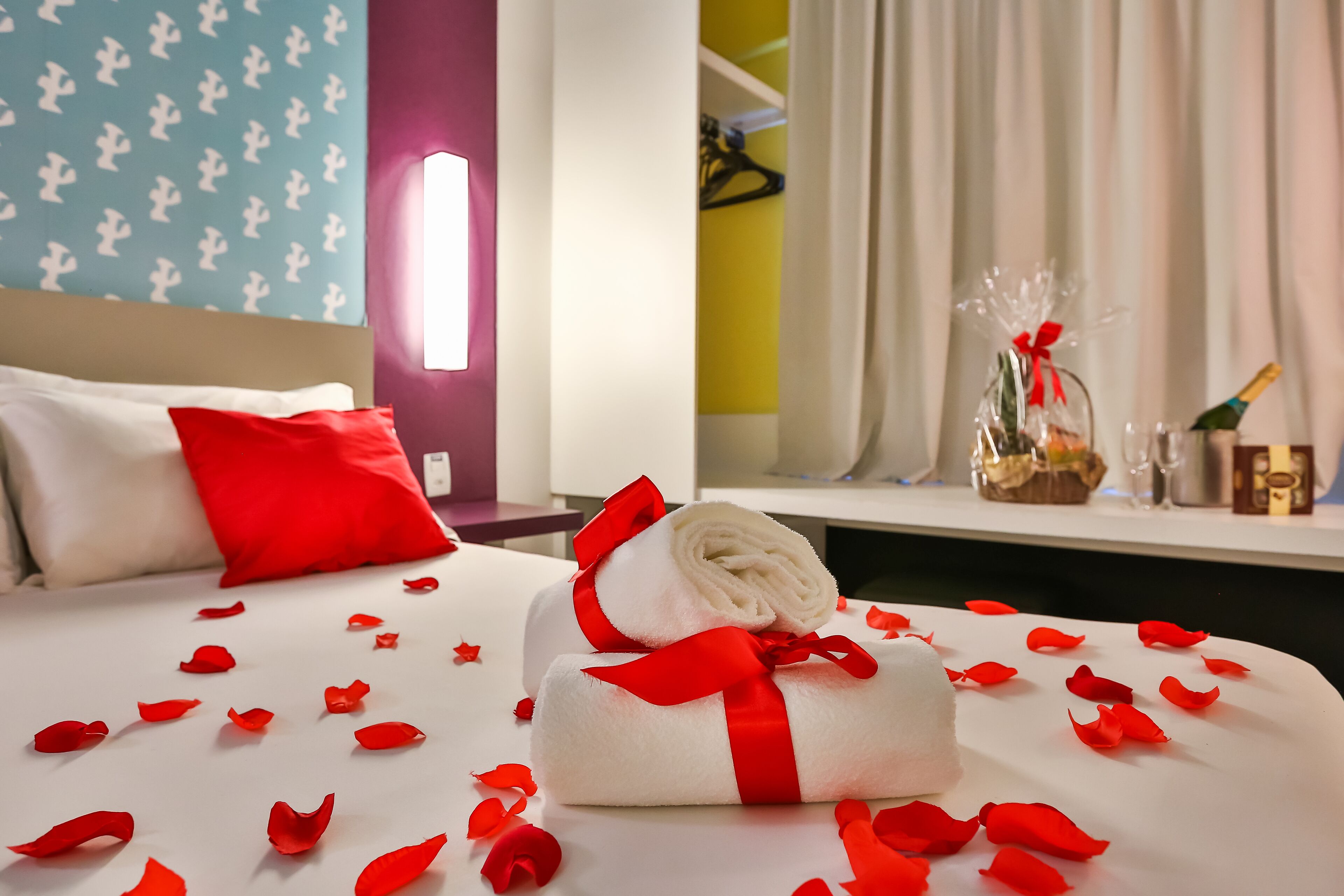 superior double room | minibar, in-room safe, desk, blackout curtains