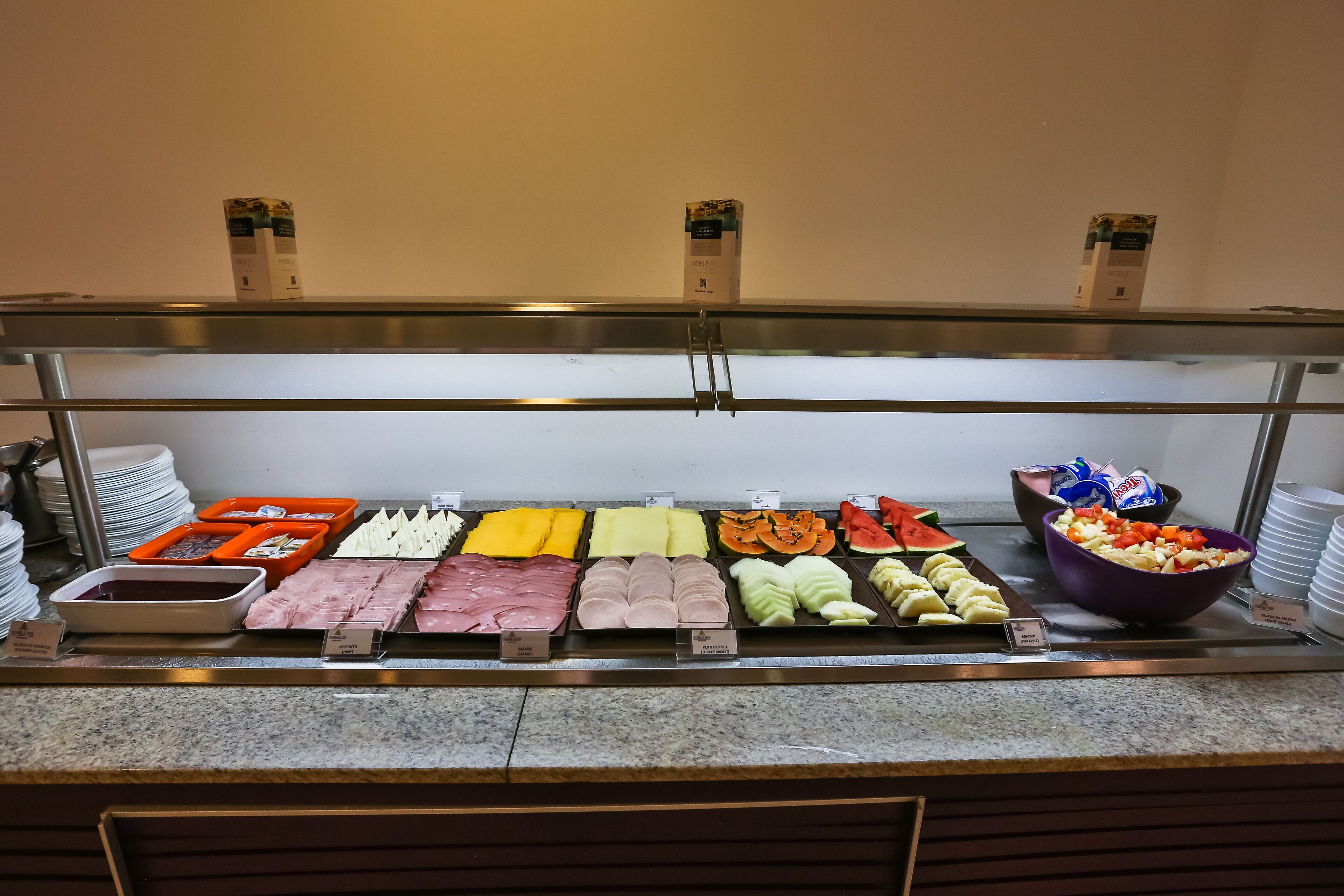 daily buffet breakfast (brl 29 per person)