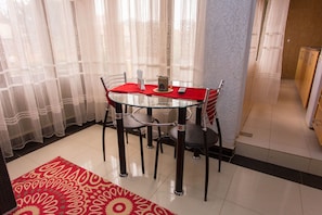 In-room safe, desk, free WiFi - Sinai Suites Hotel (Kigali)