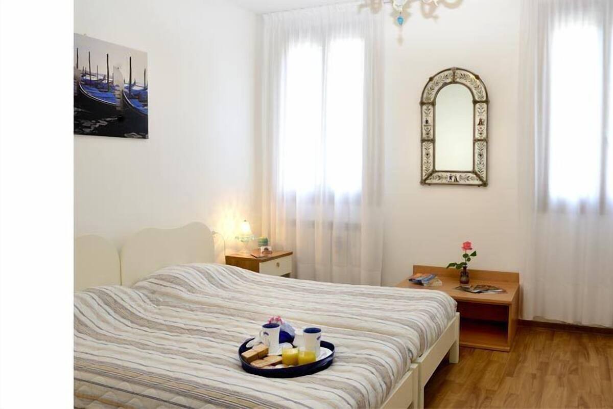 Double or Twin Room | Minibar (free items), in-room safe, cribs (free)