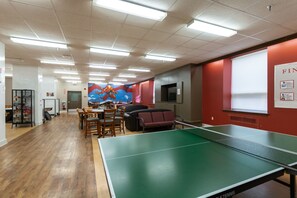 Lobby lounge - Dalhousie University Accommodations (Halifax)