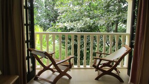 Balcony - The House Self-catering (Praslin Island)