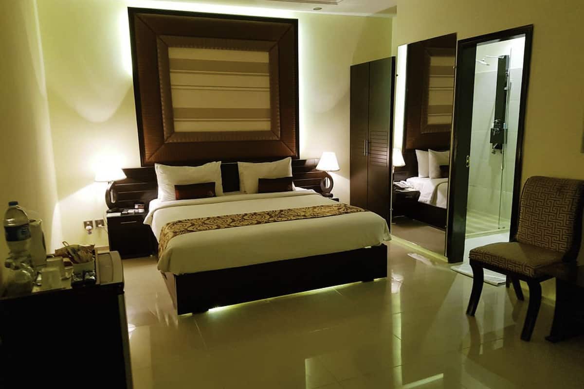 in-room safe, desk, blackout curtains, soundproofing