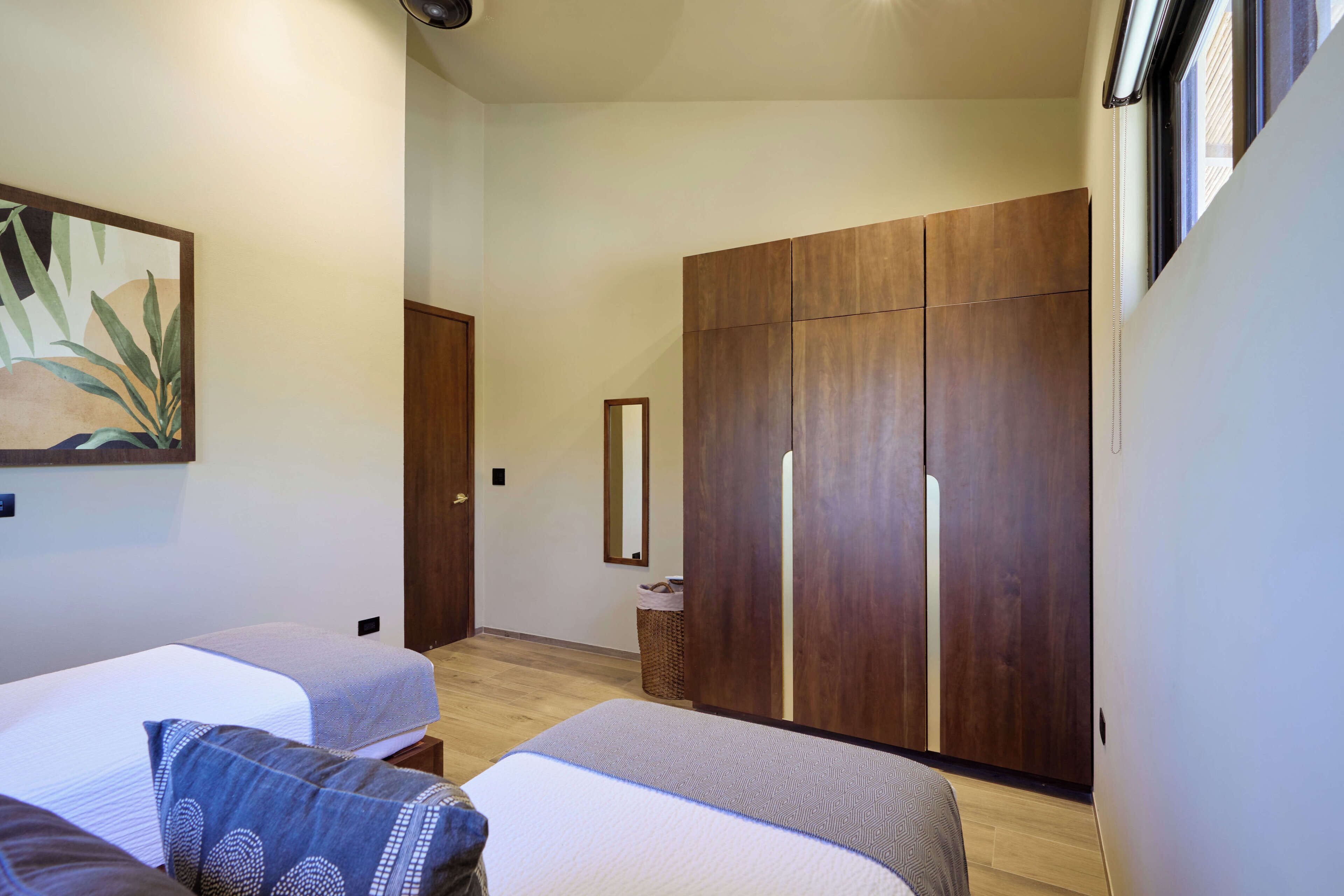 BUNGALOWS | Premium bedding, in-room safe, desk, laptop workspace