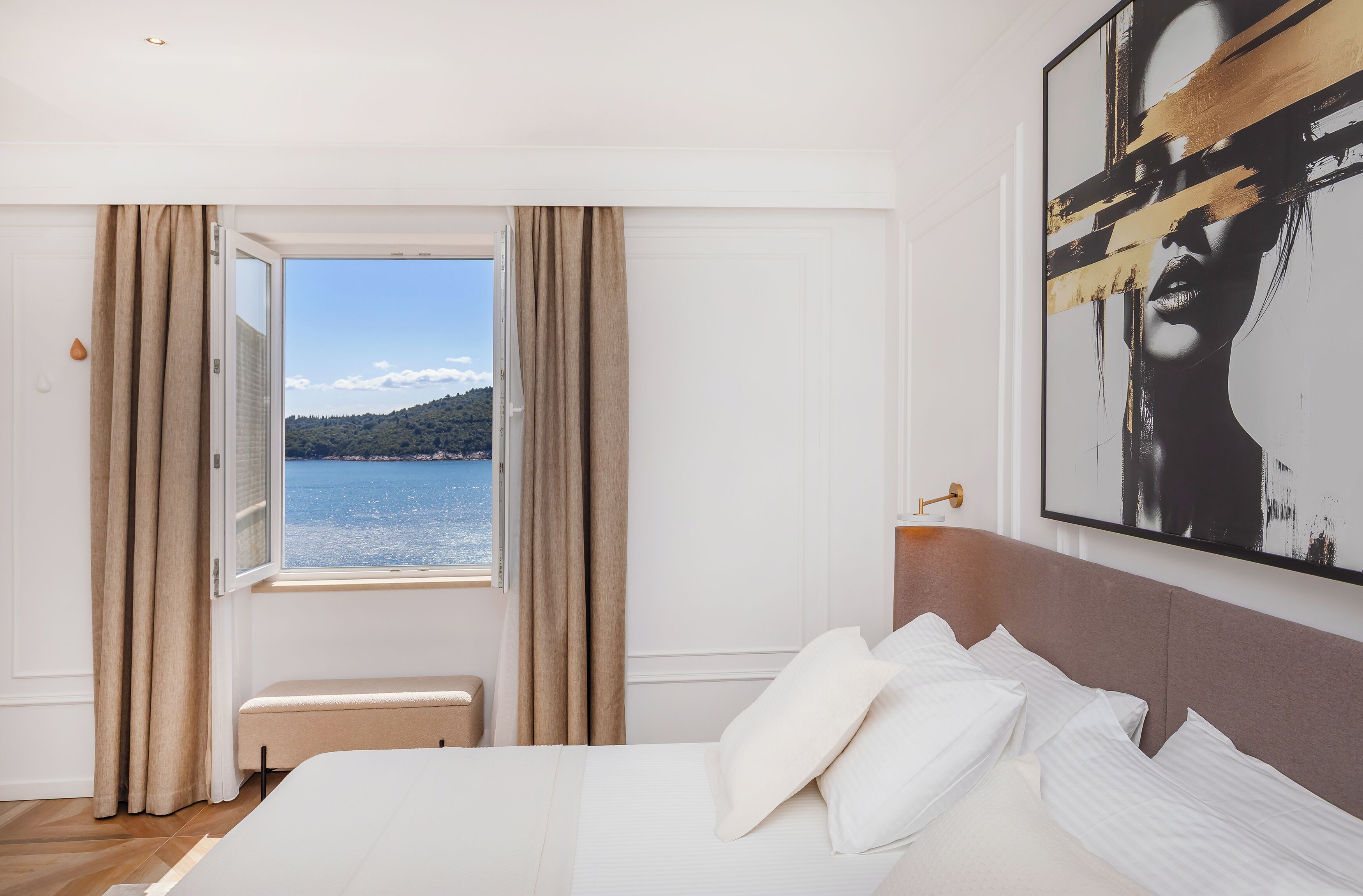 豪華套房, 陽台, 海景 | 高級寢具、記憶床墊、獨特裝潢、布置獨特