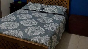 Apartment, 2 Bedrooms, Beach View | 1 bedroom, in-room safe, WiFi (free) - Sound Bay Beach Apartment (San Andrés)