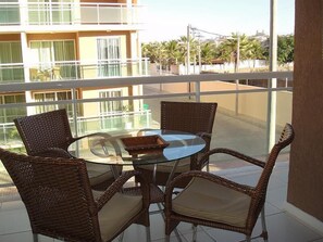 Standard Apartment, Lanai | Balcony - Palm Beach Aquiraz (Aquiraz)