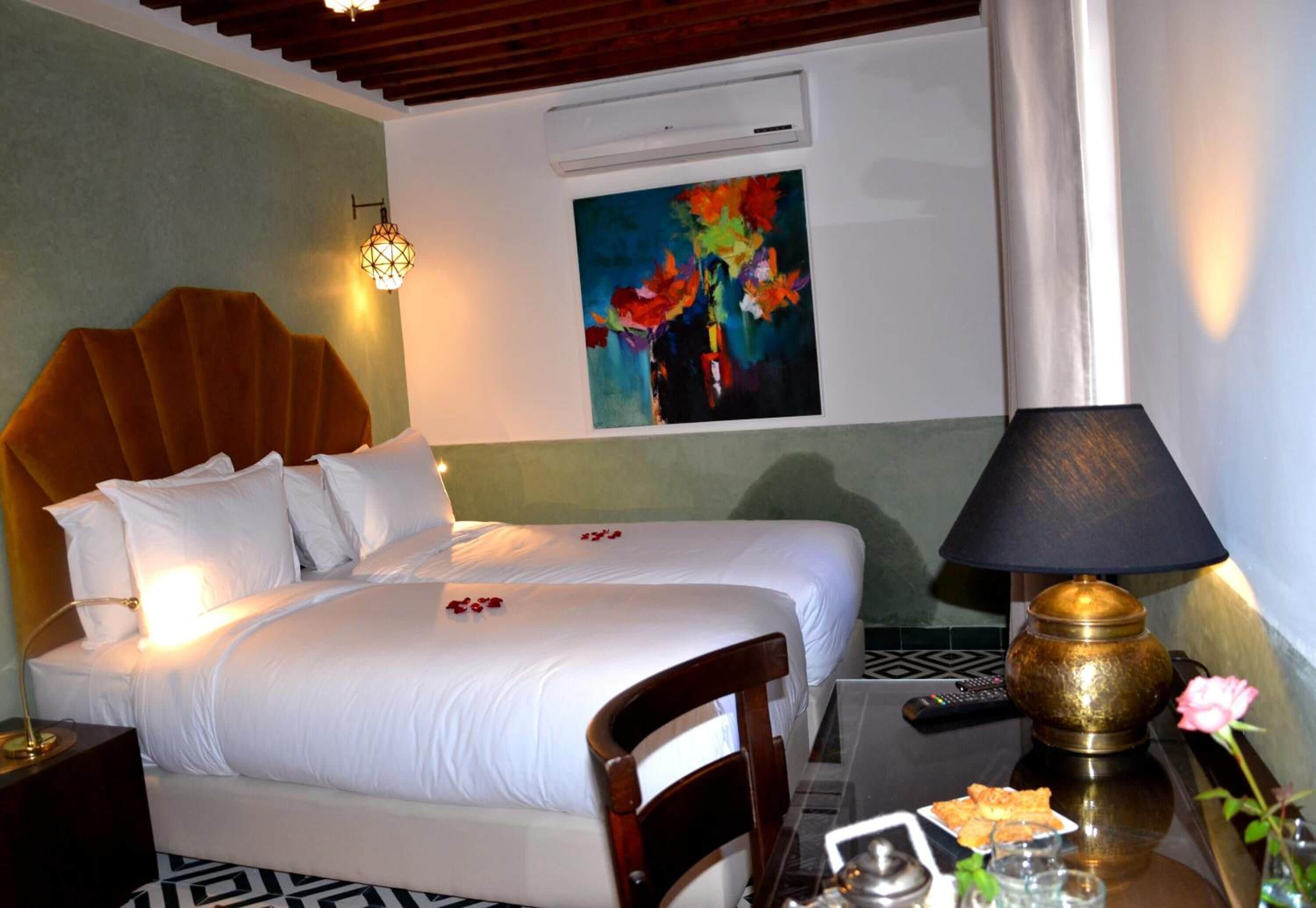 Minibar, in-room safe, desk, free WiFi