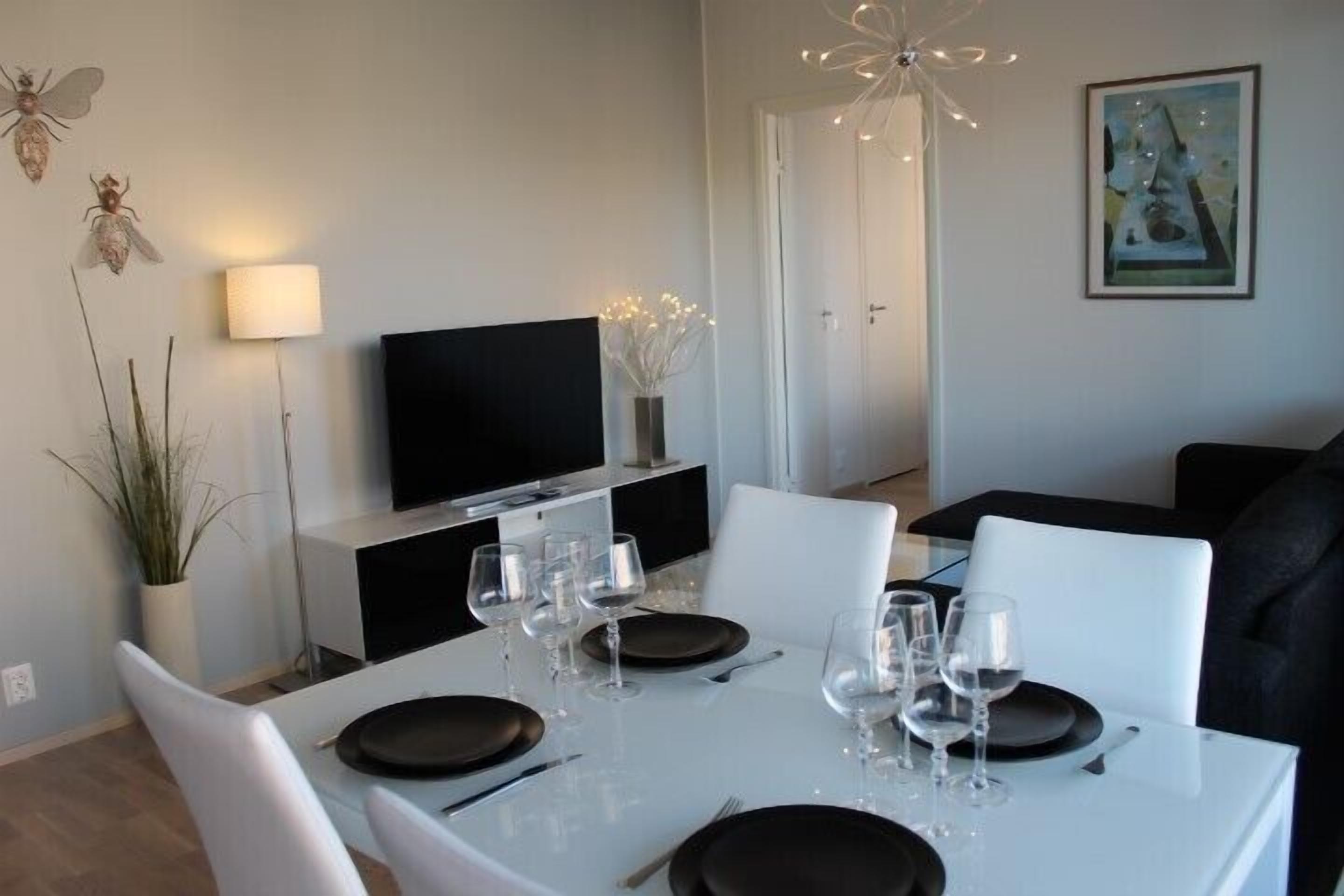 Apartamento, 1 habitación, sauna | Servicio de comidas en la habitación