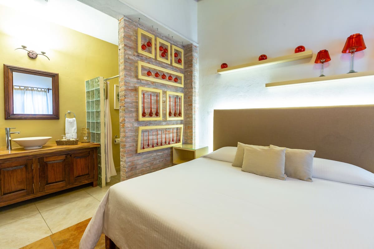 Wifi gratis y ropa de cama